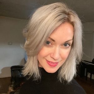 Meet your Posher, Crystal